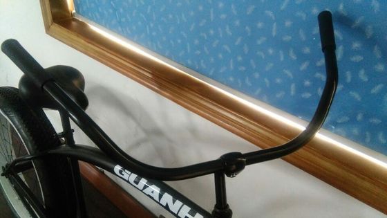 26&quot; Fat Bike con silla de cuero y marco de aluminio Su compañero ideal al aire libre