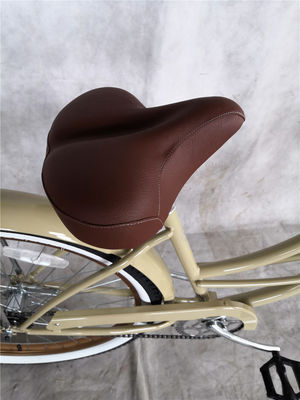 26 pulgadas de color blanco de una sola velocidad Vintage Beach Cruiser Bike para mujeres para paseos casuales