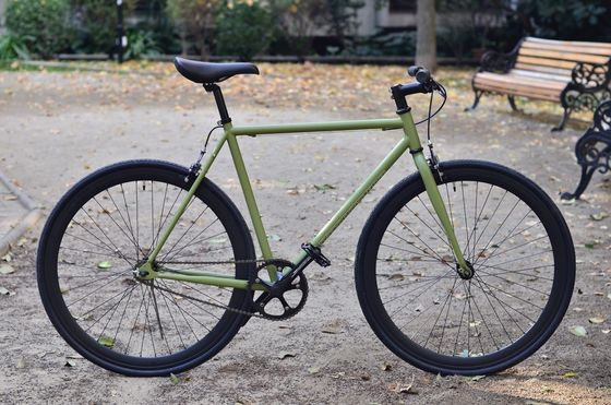 Conjunto de manivela de láser 700c Marco de carbono Bicicleta de velocidad fija con neumático Kenda 700 * 28C