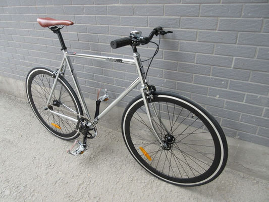 Retro Vintage 700C Ciclo de carreras de Chrome de una sola velocidad con cadena KMC y conjunto de manivela Lasco
