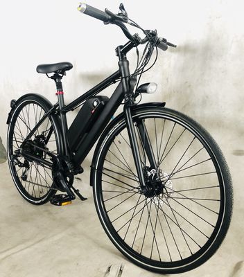 26 "Motor del eje trasero 24V 250W 14AH Batería de litio Marco de aluminio Shimano 7 velocidades Electric City Lady Bike