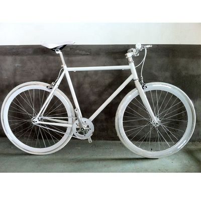 700C CE Track Single Speed Fixed Gear Bike con 700 * 25C Kenda Pneumático producido por el OEM de EE.UU.