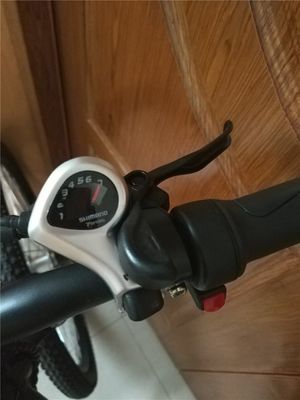 Bicicleta de montaña de 26 pulgadas con tenedor de aluminio 17.0 kg de peso bruto