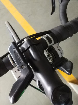 Shimano Derailleur 700C bicicleta de carretera de aluminio con marco Tsunami y capacidad de carga de 160 kg
