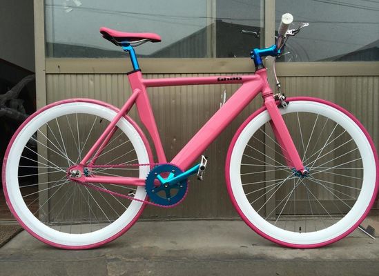 Bicicleta de engranaje fijo 700C con calibre delantero de freno marco de aleación de aluminio y velocidad única