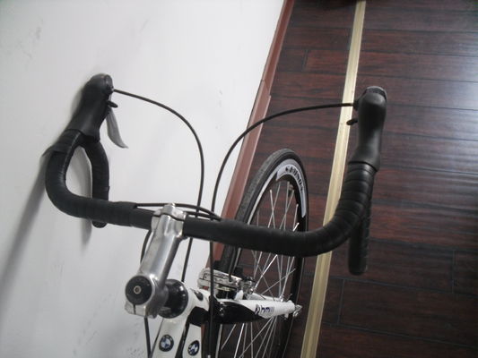 120 kg Capacidad de carga CE Cuadro de aluminio de carreras Shimano 24S Road Bike para Hot Sellin
