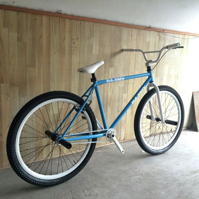 Bicicleta BMX de velocidad única de color personalizado de 26 pulgadas con marco de acero Hi-Ten y certificación CE