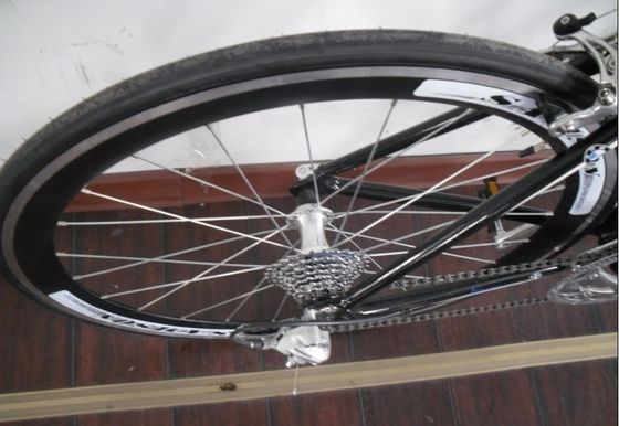 Bicicleta de carreras Pedal 700C ordinaria con marco ligero de aleación de aluminio y 24 velocidades