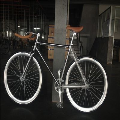 NO Bicicleta plegable 700C de color cromo de velocidad única para adultos de carreras