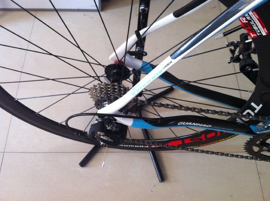 Cuadro de carbono de bicicleta 700C con material de tenedor de fibra de carbono y manillar de carbono