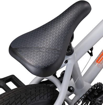 Niveles de principiantes de estilo libre BMX Bike Line Marco de acero de 20 pulgadas Ruedas 15KG Volumen 0.2m3