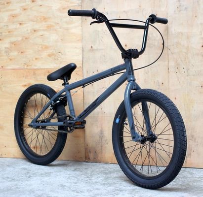 Bicicleta callejera BMX de color dorado de 20 pulgadas para niños Wellgo Pedal de aluminio y marco de acero Hi-Ten