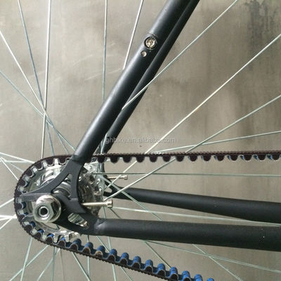 Pedal de aleación 2016 estilo masculino de gama alta 700C cinturón de velocidad única Drive Road Bike/Fixie Bike en cualquier color