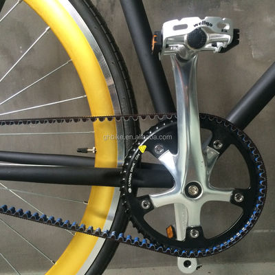 Pedal de aleación 2016 estilo masculino de gama alta 700C cinturón de velocidad única Drive Road Bike/Fixie Bike en cualquier color
