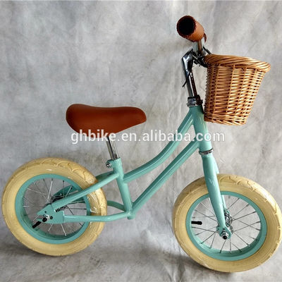 Bicicleta de entrenamiento para niños de 12 pulgadas sin pedal para KC Coreano estándar de peso ligero de 4 kg