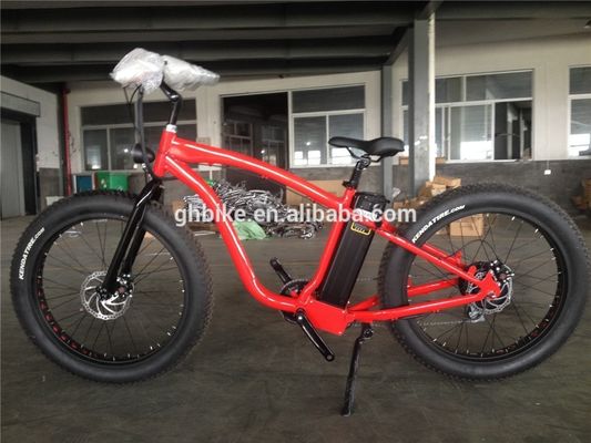 Cuadro de aleación de aluminio de 26 pulgadas 7 velocidades neumático de grasa bicicleta eléctrica crucero con batería de litio