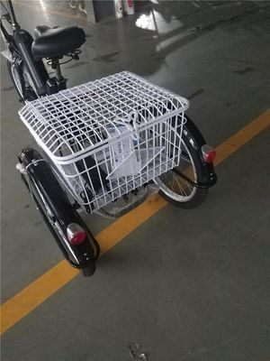Navegue sin esfuerzo por la ciudad en nuestra bicicleta eléctrica de tres ruedas de 350W para ciclistas mayores