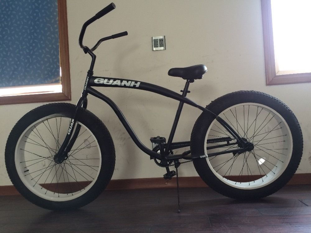 Bicicleta de neumáticos gordos estilo Beach Cruiser con neumáticos 26*4.0 y material de tenedor de acero