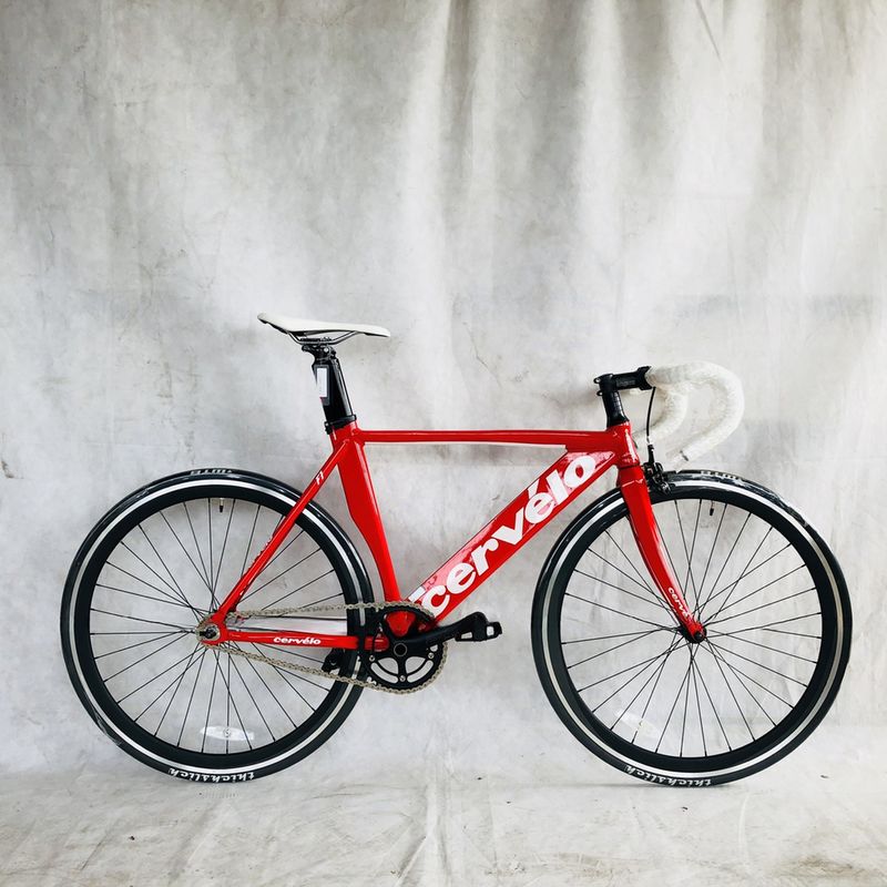 12KG 700C Single Speed Track Aluminio Cuadro Fijo Bicicleta de engranaje con tenedor de fibra de carbono