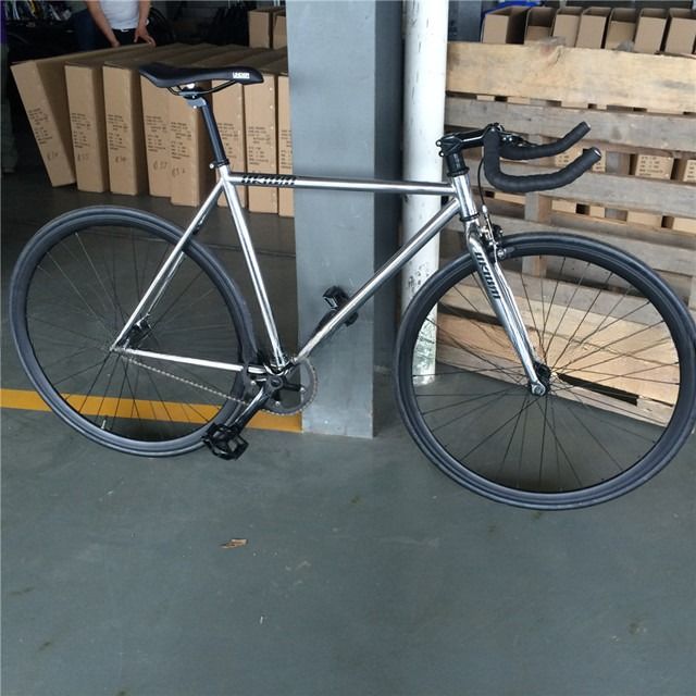 700C de velocidad única Flip Flop Fixie Bike con marco duro 11kg OEM personalizar Chrome