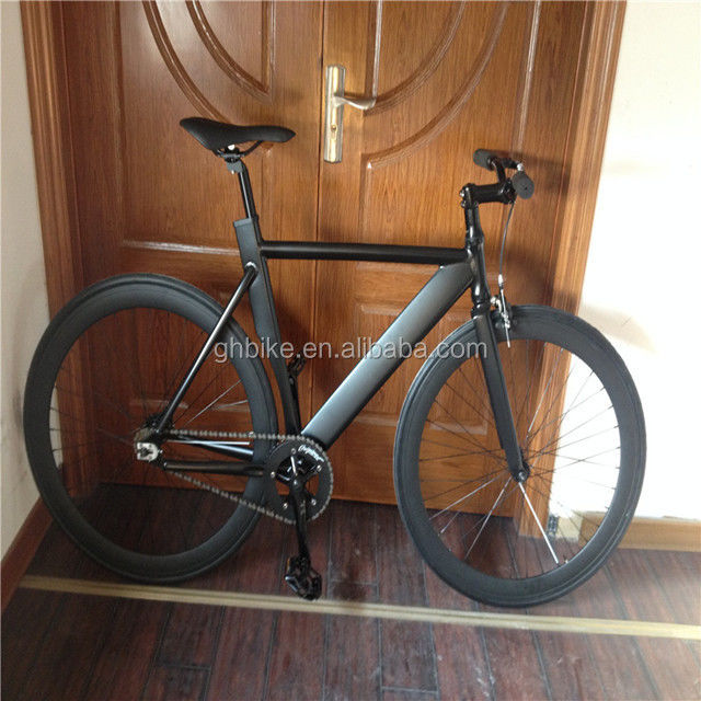 700c Black Aluminum Frame Fixie Bike con doble V freno de engranaje fijo hombre bicicleta de pista